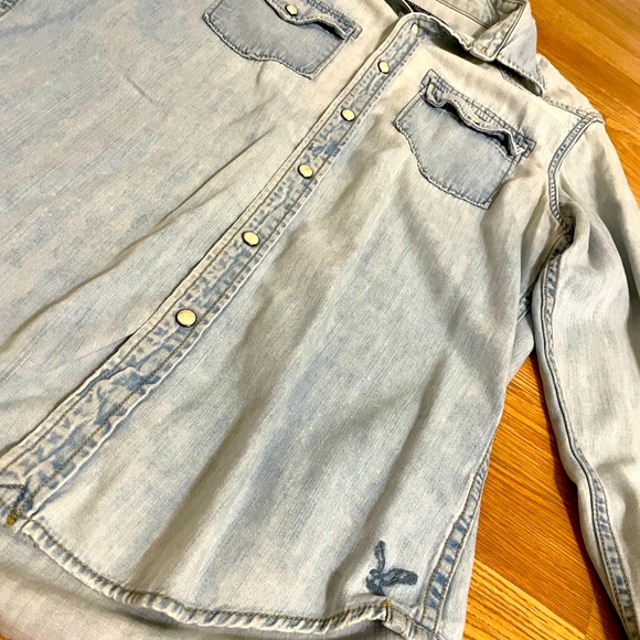 Men’s American Eagle Button Up - Picture 3 of 9